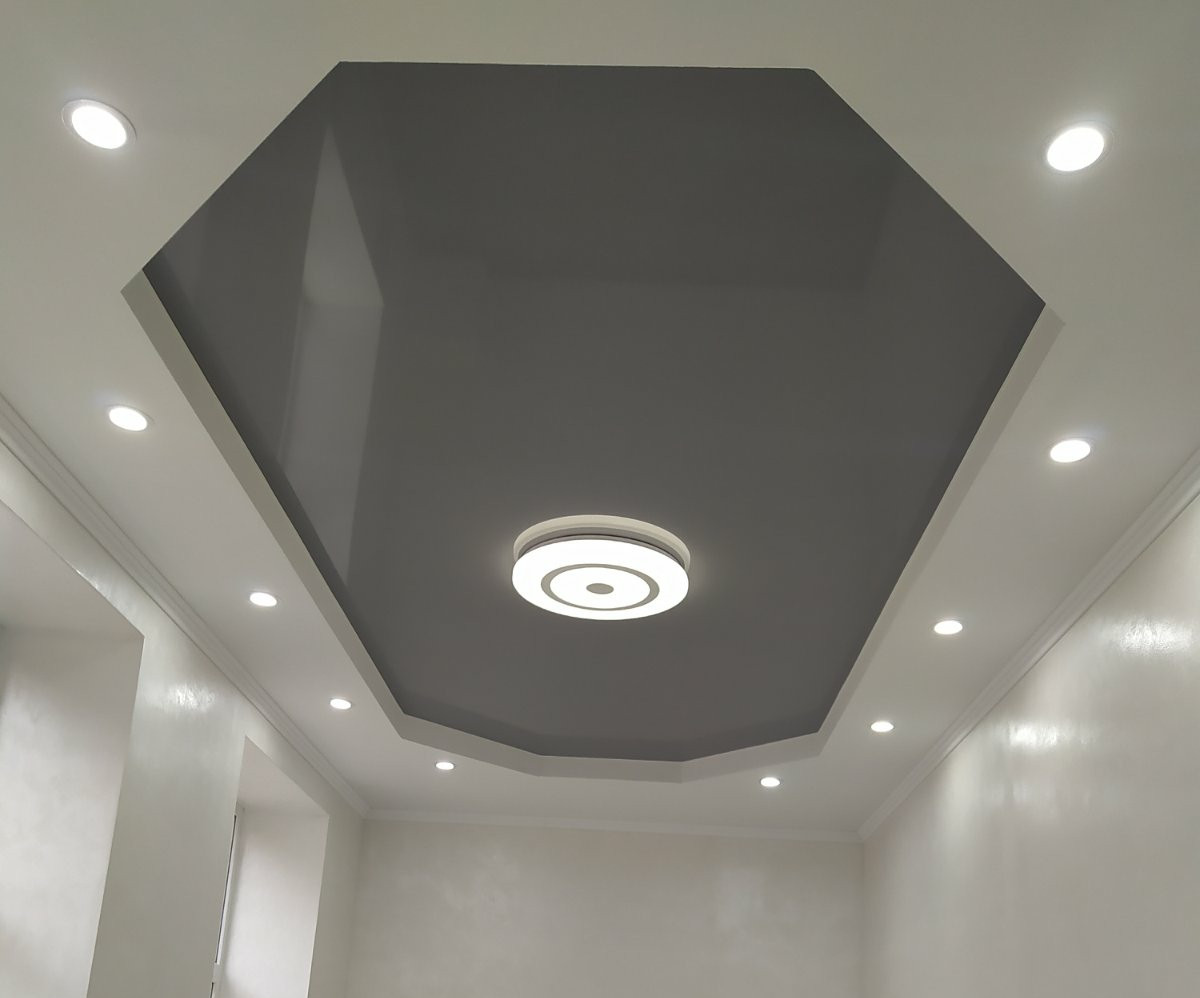 4 натяжні стелі